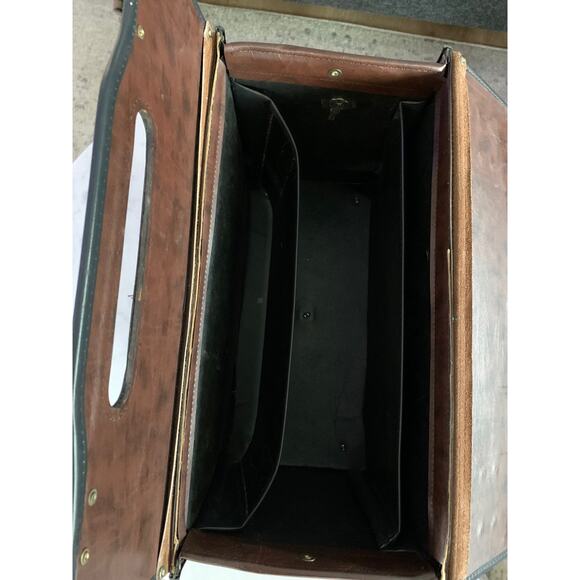 Vintage Brown Leather File Briefcase with Key - Picture 8 of 12